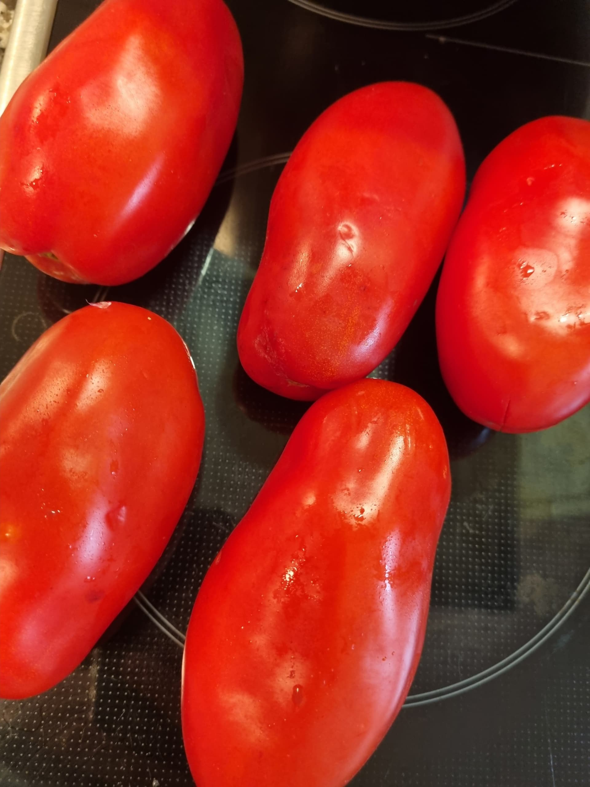 Bild für Frische San Marzano-Tomatensoße
