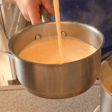 Salsa Bechamel Clásica Recipe Image