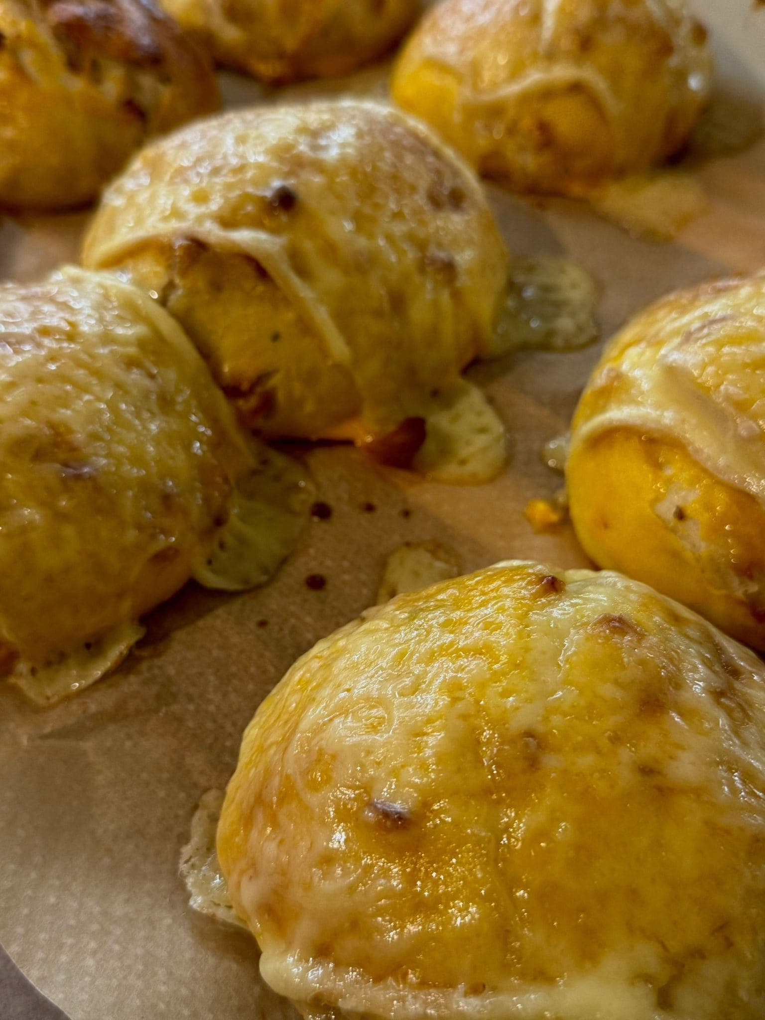 Speckbrötchen – 100% Hydration Milk Dough with Bacon & Raclette (48 h) Recipe Image