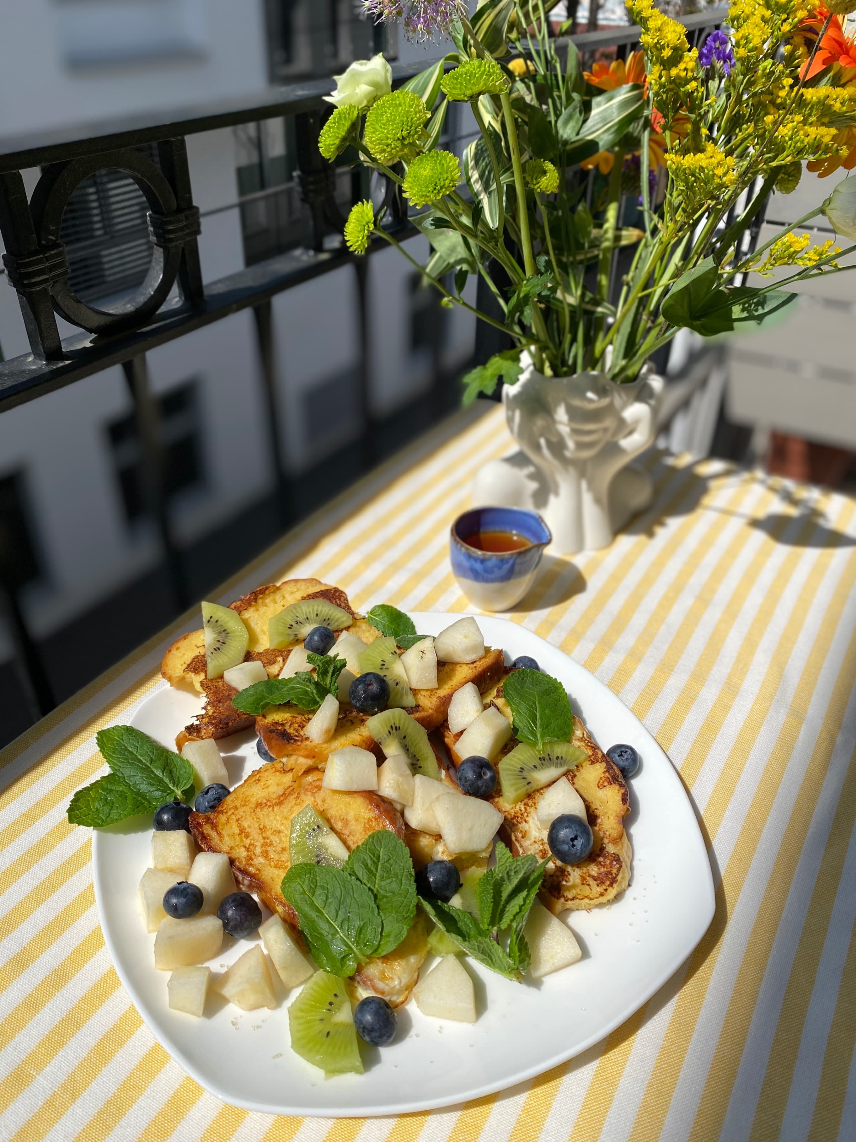 Tostadas francesas de KozunakRecipe Image