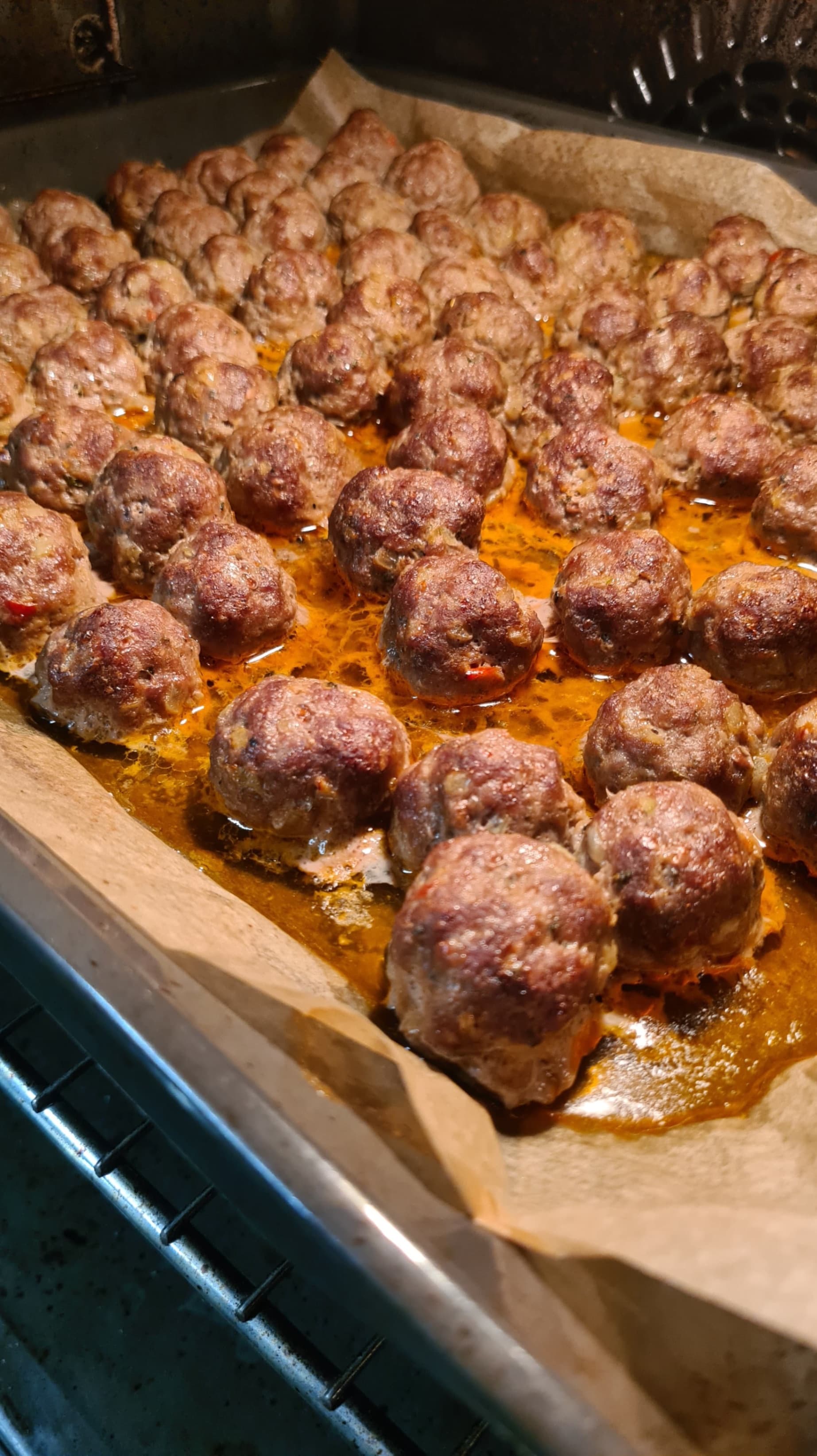 Oven-Baked Meatballs with Mediterranean Herbs and Spices Recipe Image