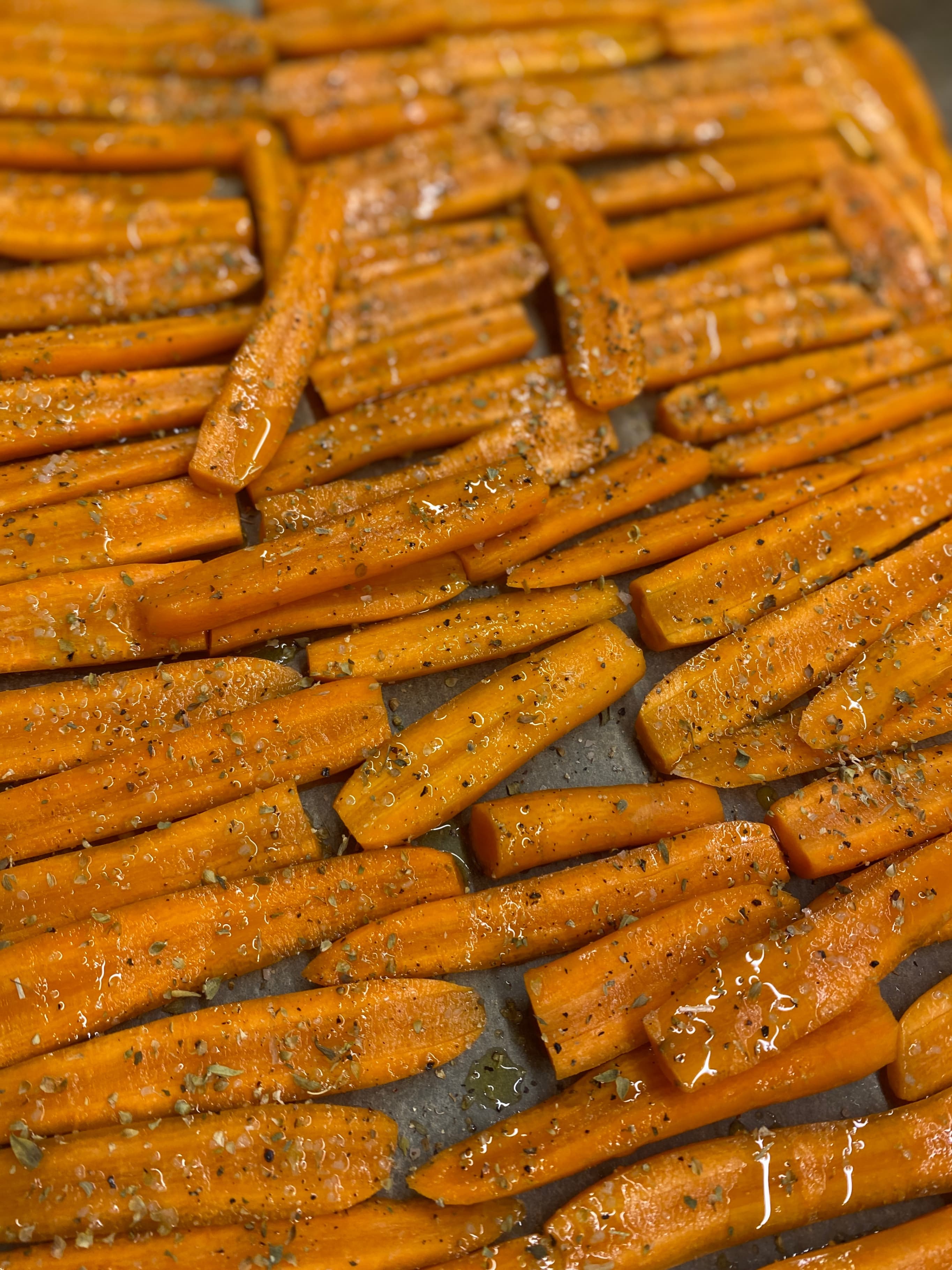 Супа от моркови с чедър и салсича Recipe Image