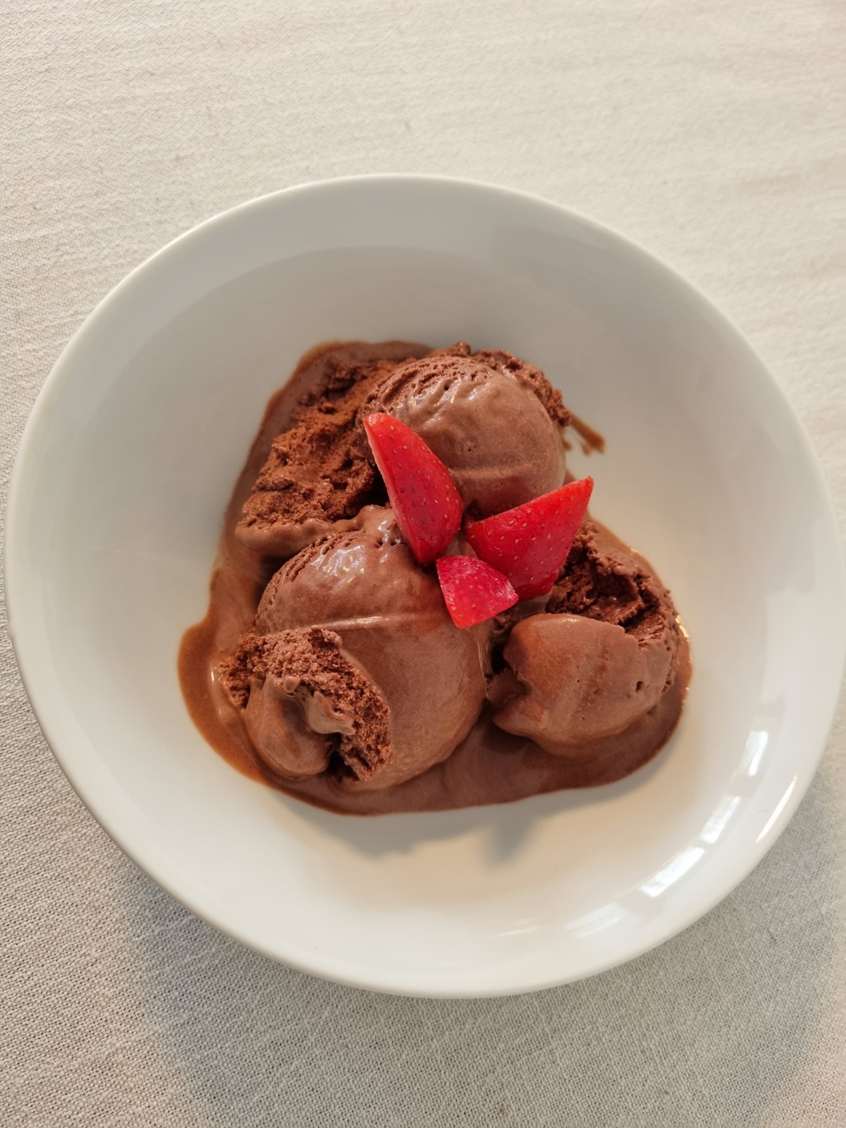 Crème glacée chocolat-framboiseRecipe Image
