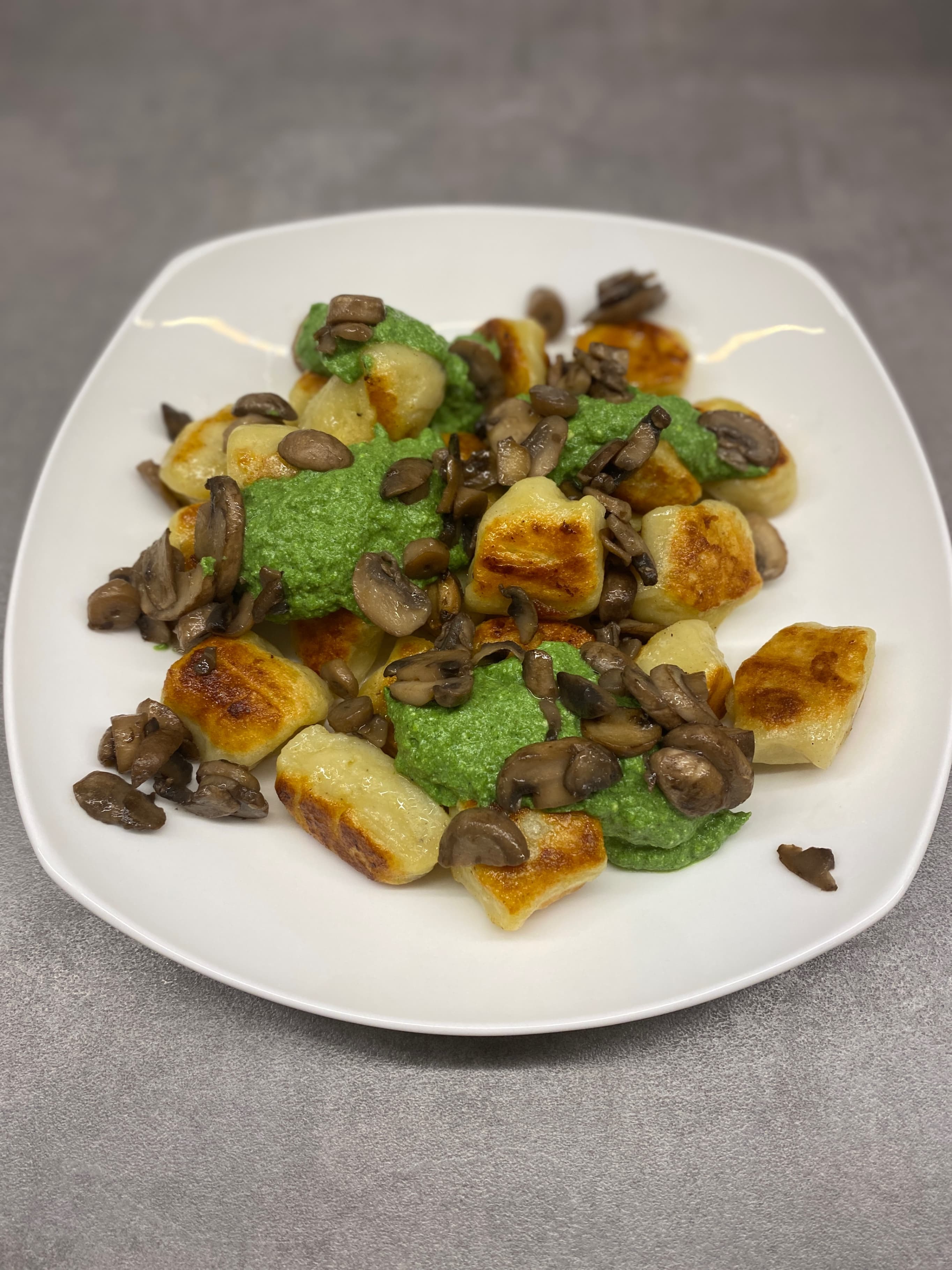 Gnocchi with Spinach–Ricotta Sauce & Browned Mushrooms Recipe Image