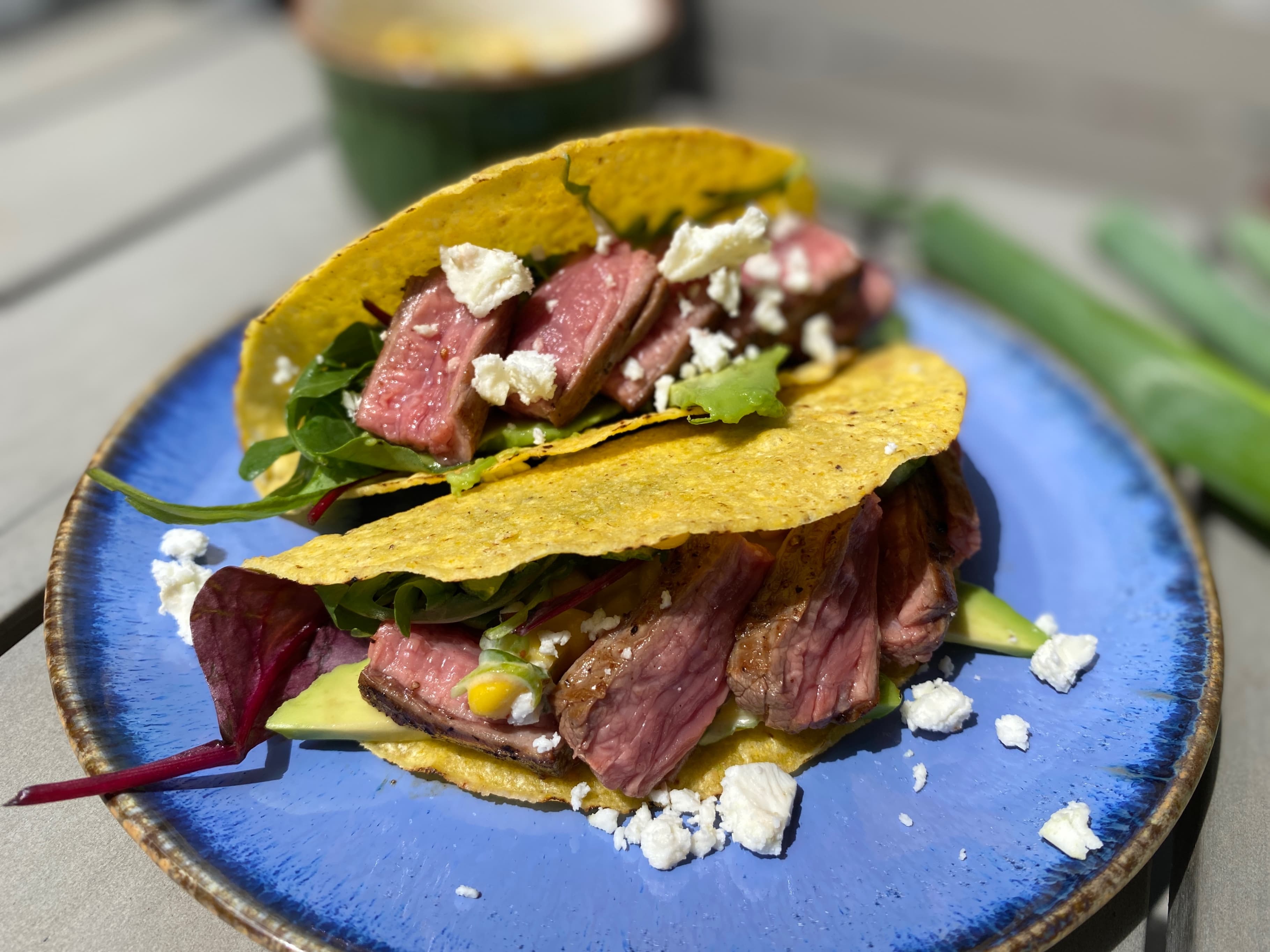 Rindfleisch-Tacos mit Street Corn und AvocadoRecipe Image