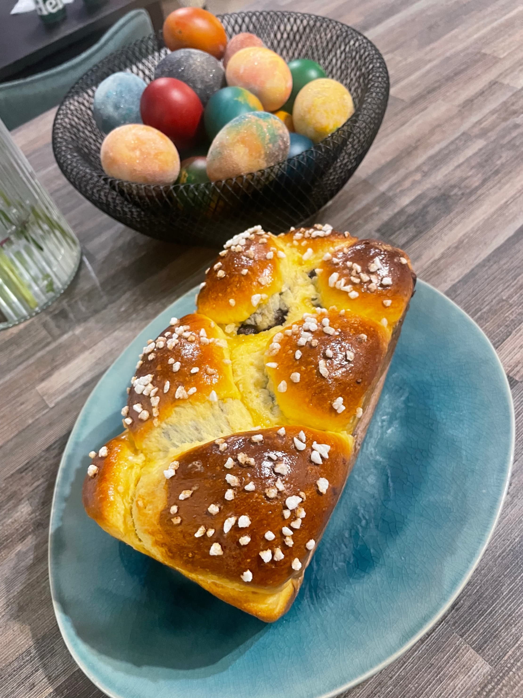 Traditioneller bulgarischer Oster-Kozunak Recipe Image