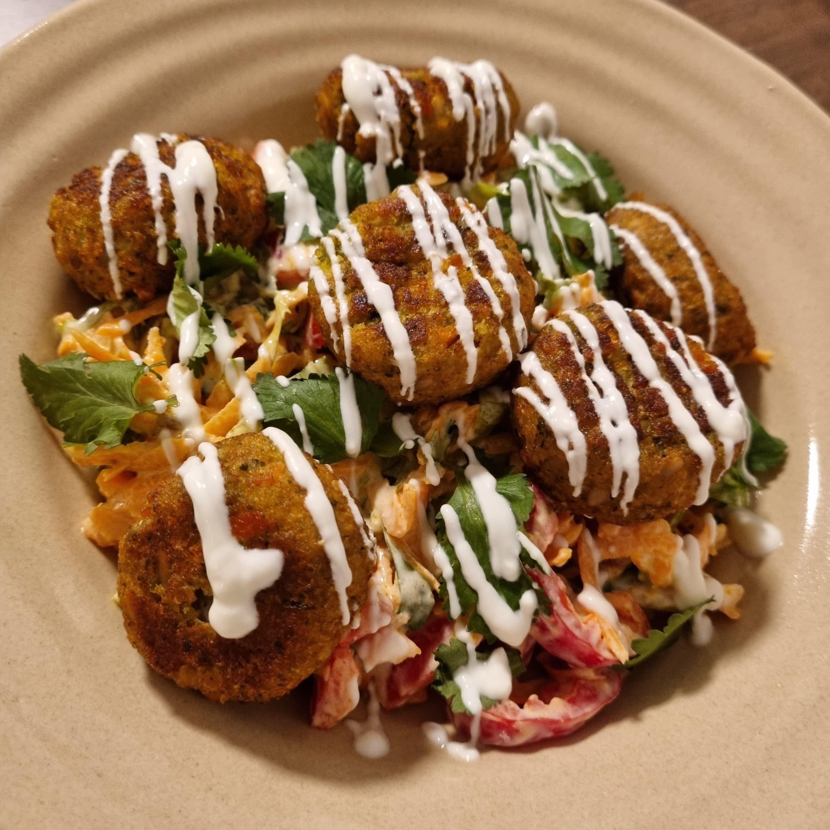 Fresh Salad with Yogurt Dressing and Quinoa BallsRecipe Image