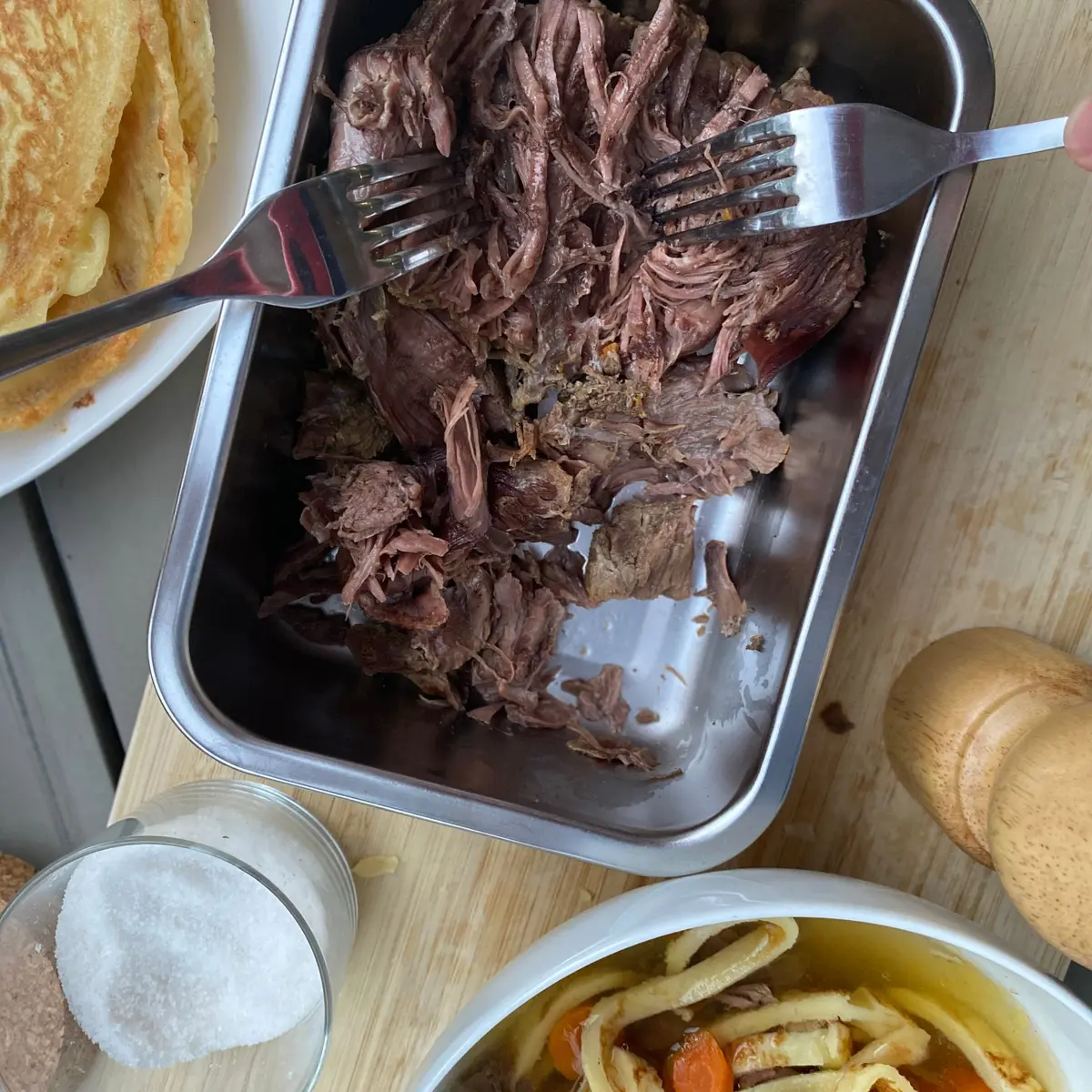 Slow Cooked Beef Recipe - Rocely