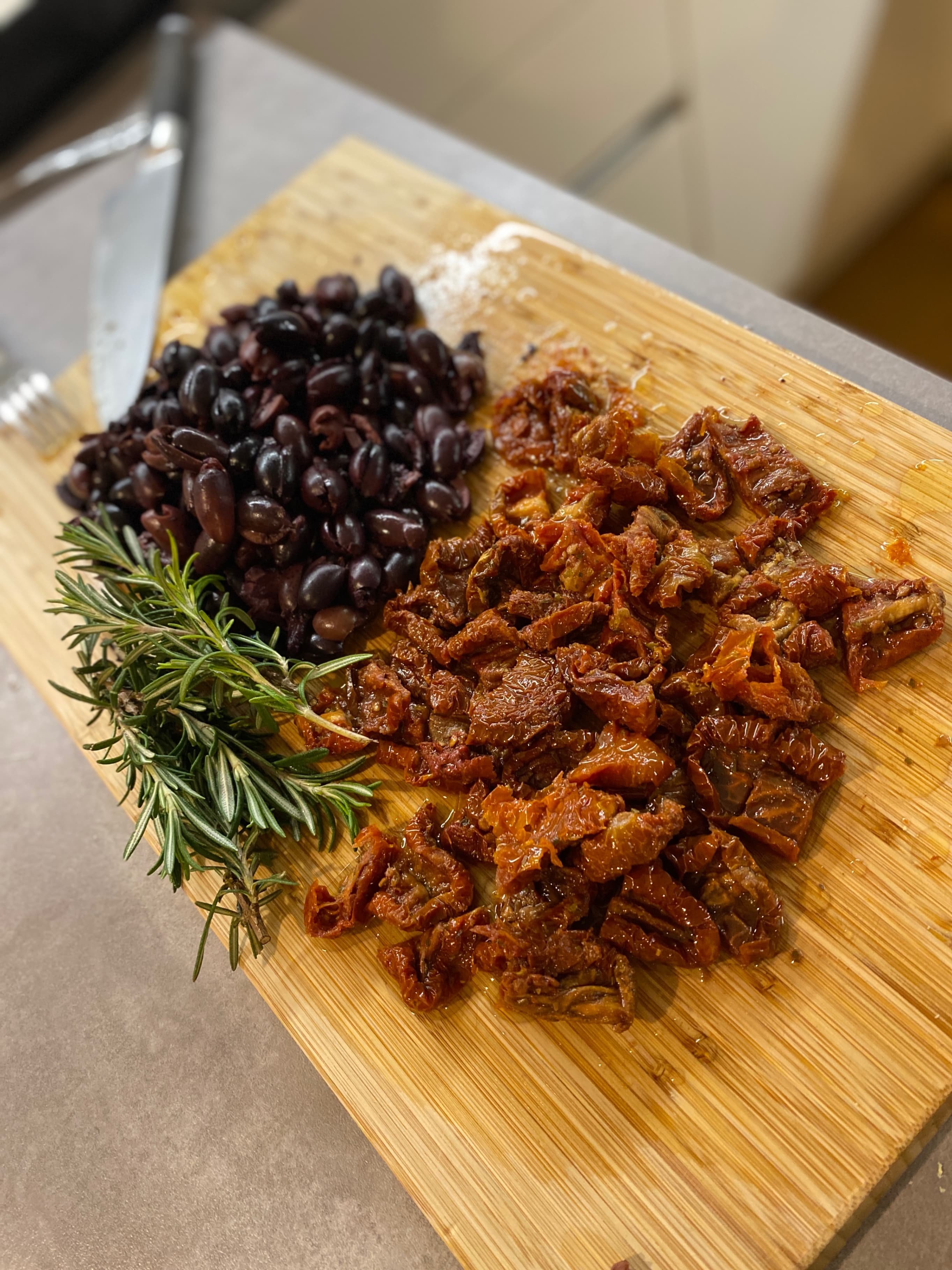 Spinach & Ricotta Focaccia Recipe Image