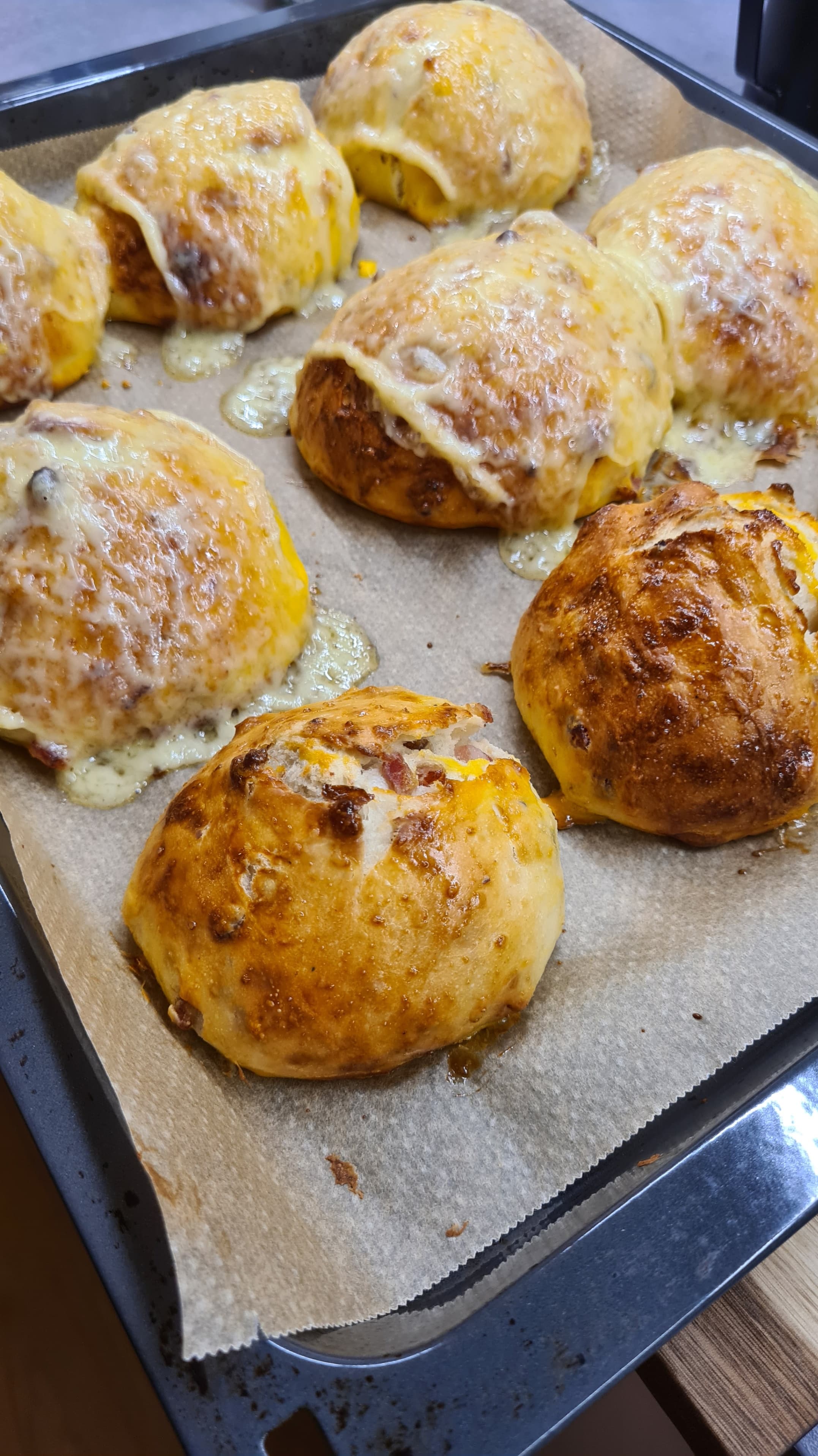 Speckbrötchen – 100% Hydration Milk Dough with Bacon & Raclette (48 h) Recipe Image